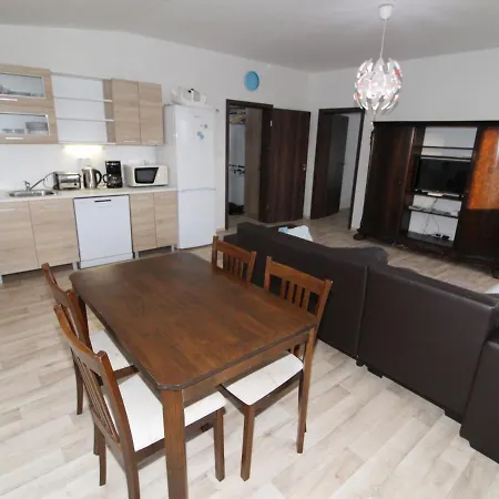Cista By Interhome Lägenhet Černý Dŭl